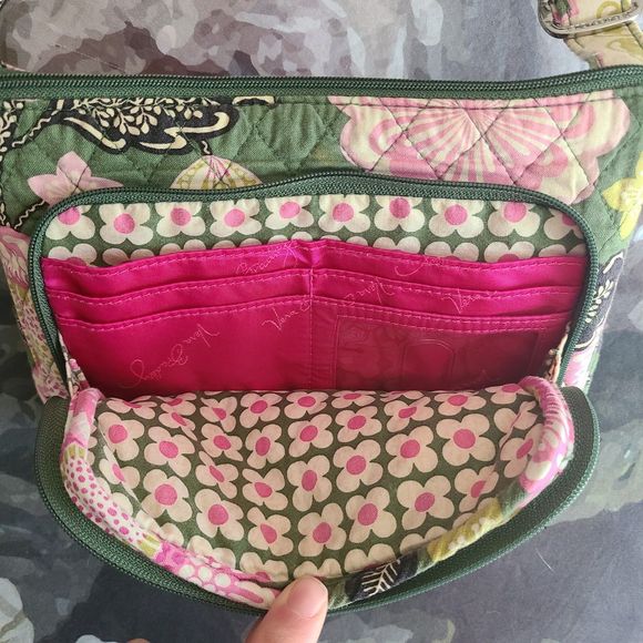 Vera Bradley Purse - Picture 4 of 6